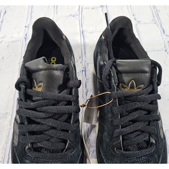 adidas Tyshawn Low Black Gold Metallic 2022 Skateboarding Shoe YOUTH 4 WOMENS 5